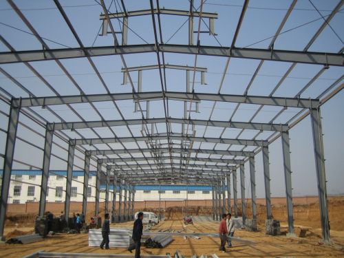 鋼結(jié)構(gòu)廠(chǎng)房對(duì)鋼材料要求有什么？